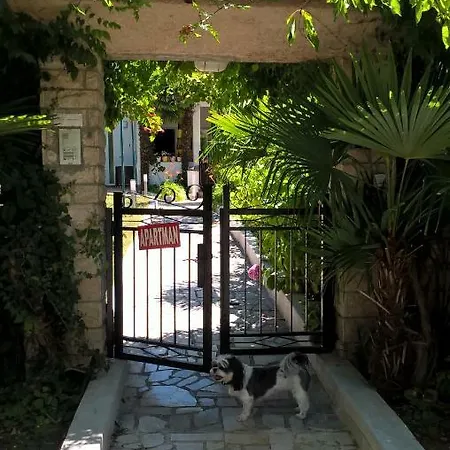 Jozefina Apartament *